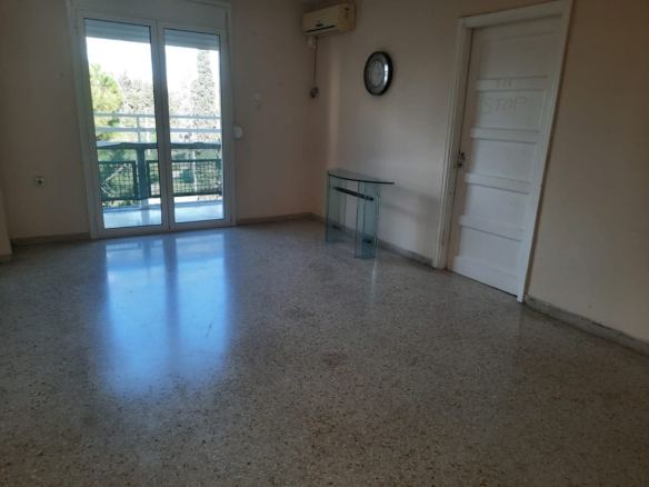 3rd floor apartment at Kaisariani