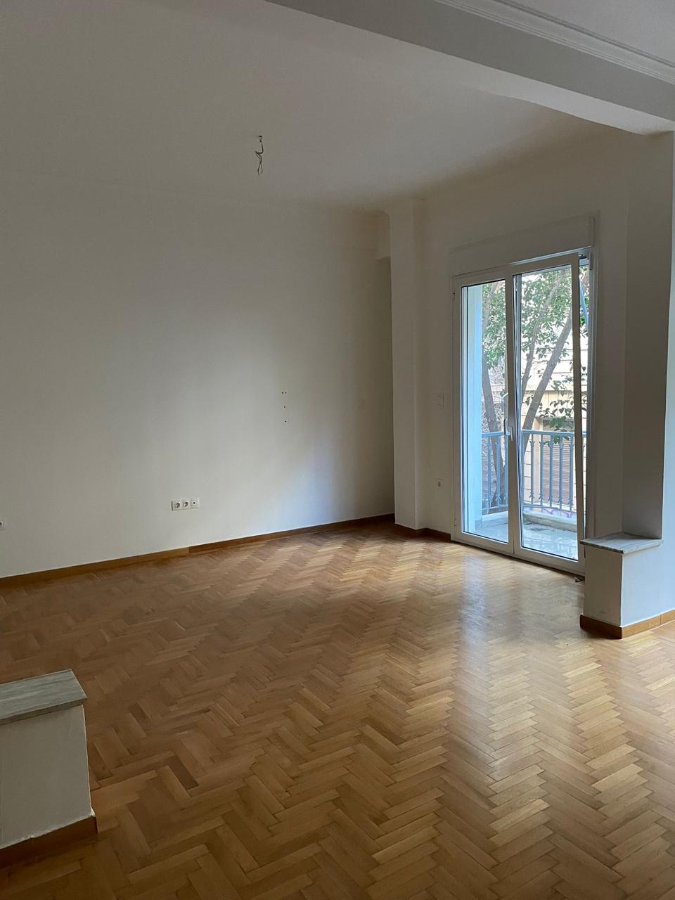 Fully Renovated Apartment in Kipseli