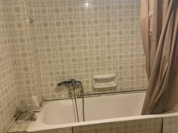 38sqm Apartment in Piraeus close to marina Zeas